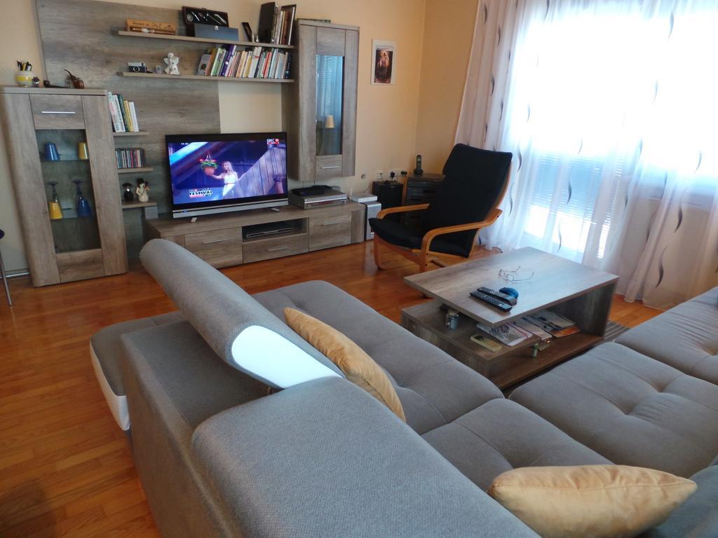 Apartments Hrga Пула Екстериор снимка